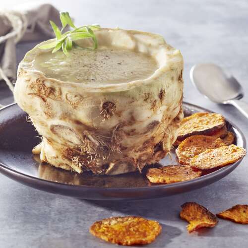 Recette Pour Potage Festif Au Celeri Rave Et Chips De Patate Douce Colruyt En Cuisine Recette Pour Potage Festif Au Celeri Rave Et Chips De Patate Douce Colruyt En Cuisine