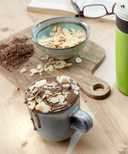 Recette Pour Chocolat Chaud A L Amande Colruyt En Cuisine