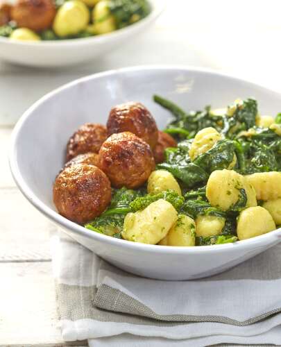 Recette Pour Boulettes Vegetariennes Gnocchis Aux Epinards Et Pesto Basilic Persil Colruyt En Cuisine