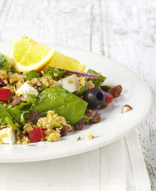 Recept Voor Quinoa Notenslaatje Met Spinazie En Geitenkaas Colruyt Lekker Koken